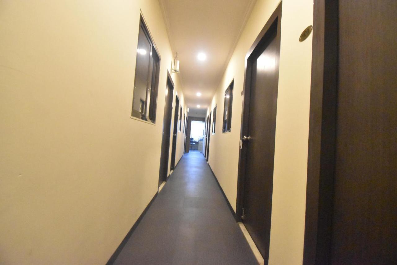 Balas Residency Мумбаи Экстерьер фото