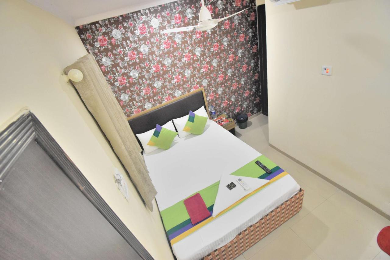 Balas Residency Мумбаи Экстерьер фото